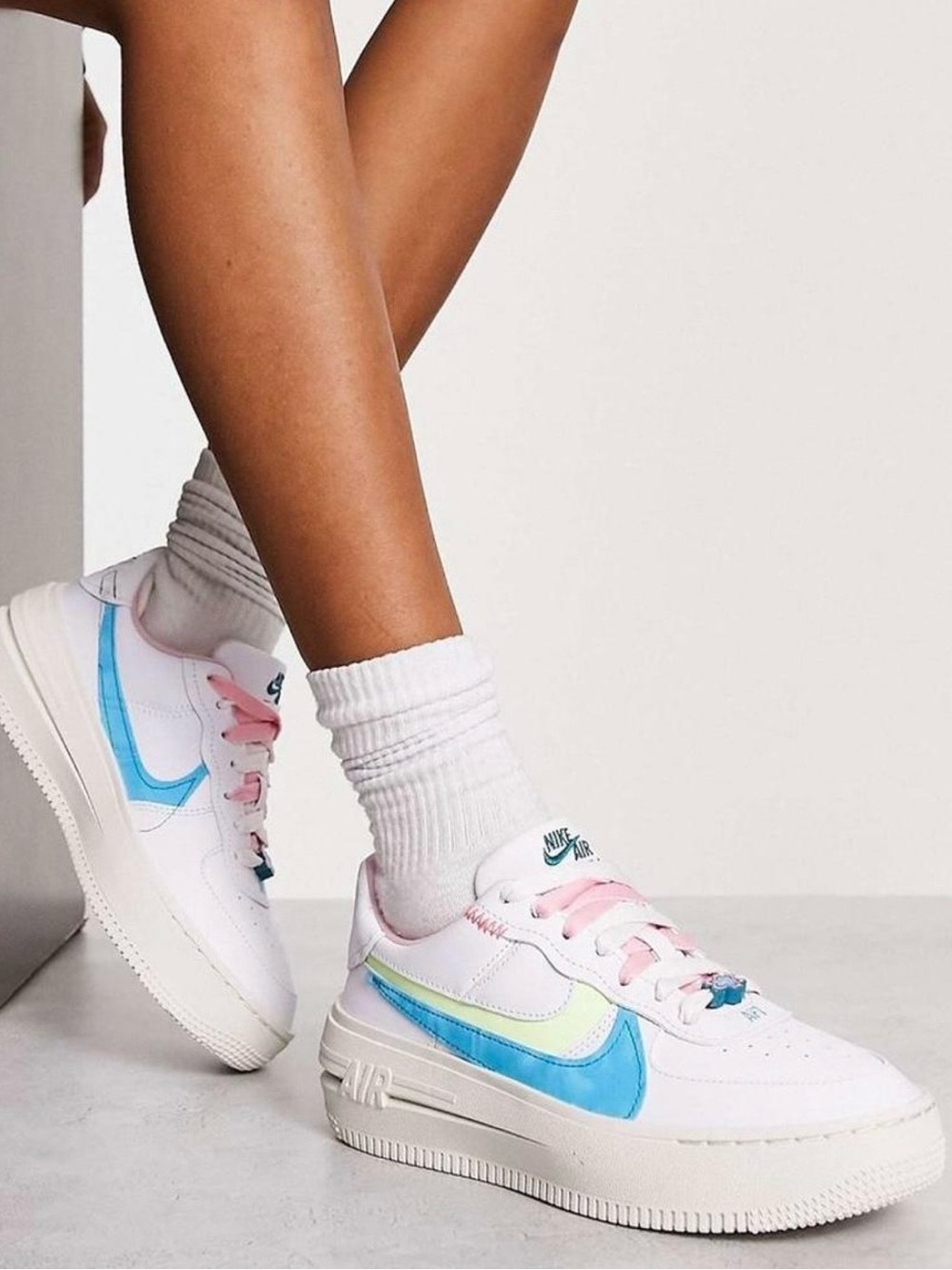 Nike Air Force 1 Platform 'Pastel' (style code DZ5197-100)
